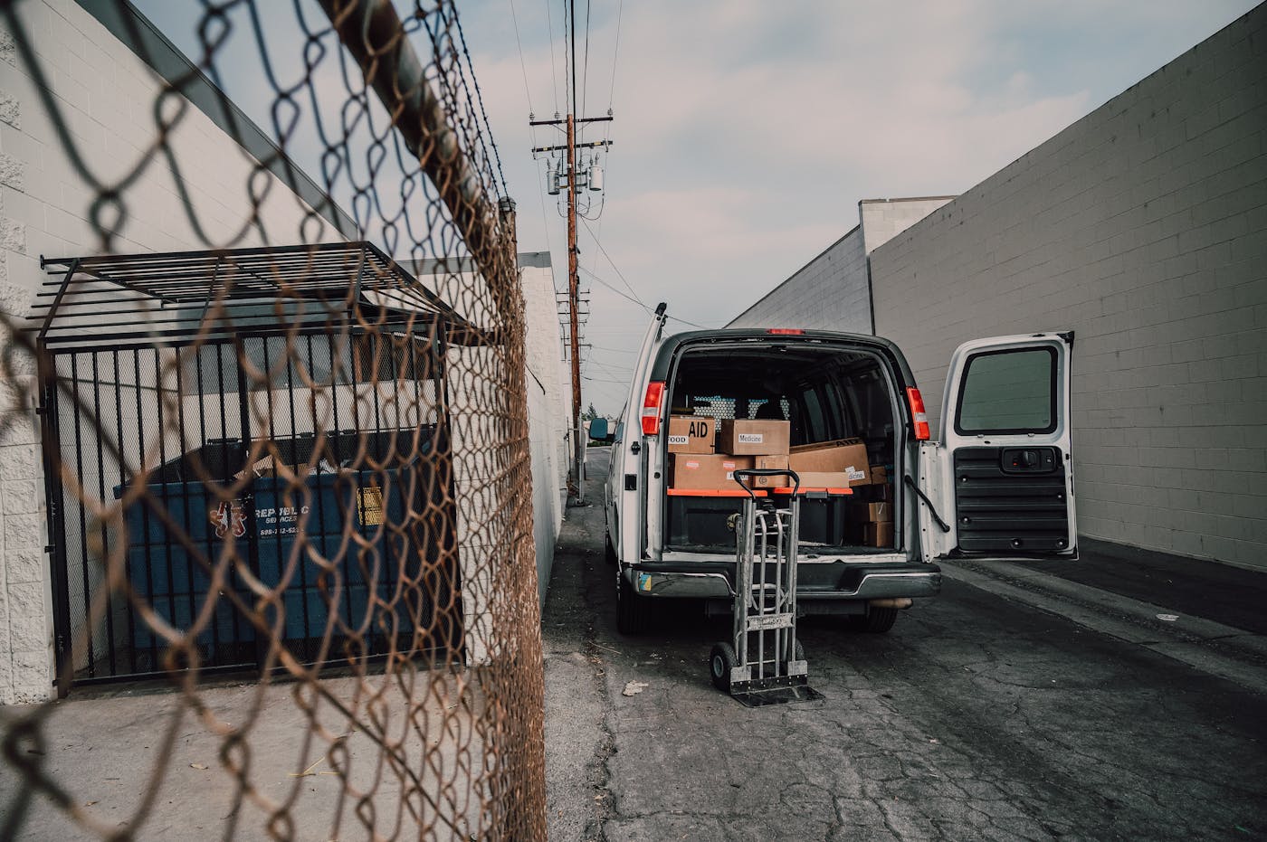 Arm Strong Quality Movers movers loading a truck in Austin